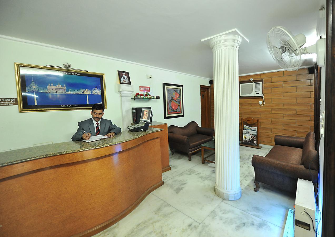 Oyo Flagship 40314 Hotel Victoria International Amritsar Dış mekan fotoğraf